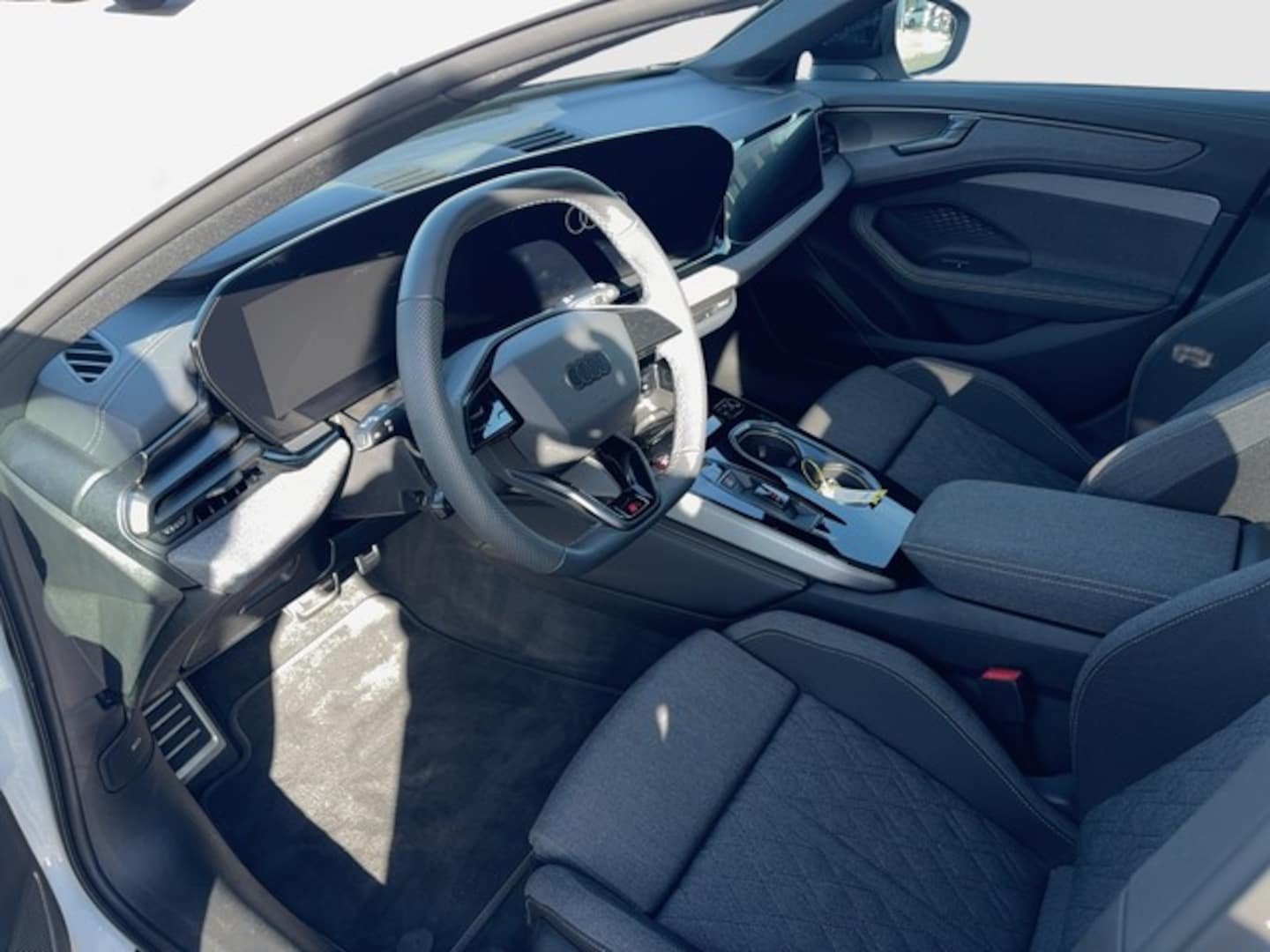 Bild über Audi A6 Avant edition one TDI quattro 150 kW S tronic - für weitere Informationen kontaktieren Sie den Audi Partner