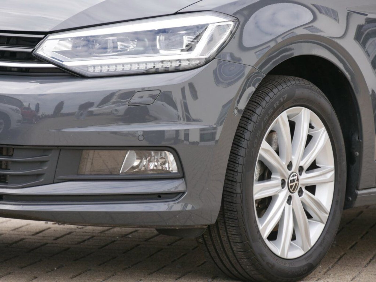 Volkswagen Touran – Bild 7