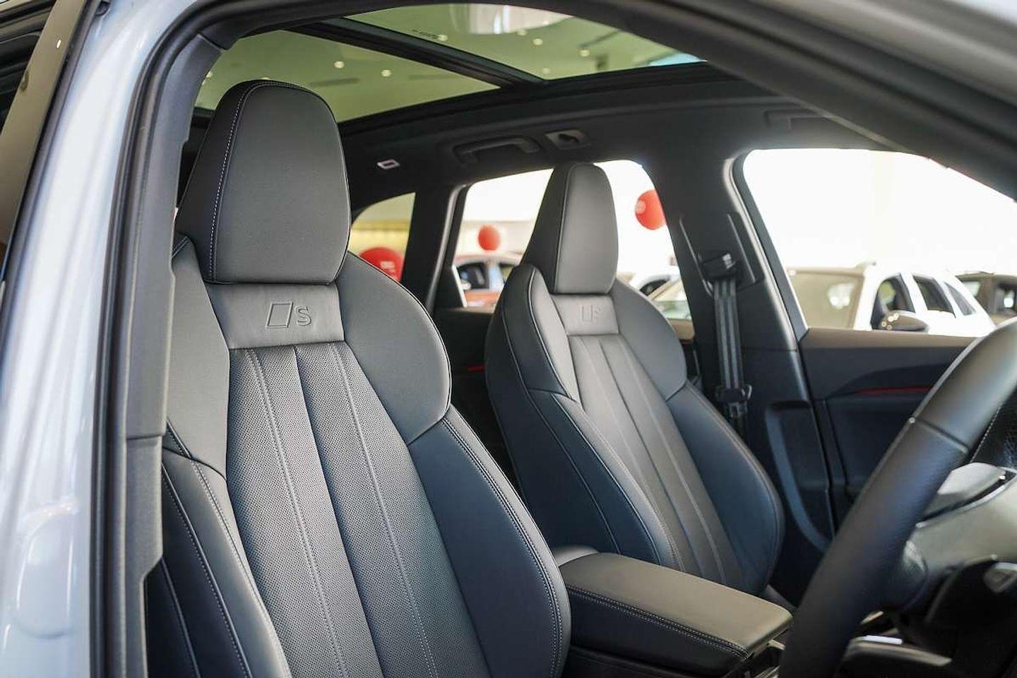 Image about Audi Q5 SUV TFSI quattro 200 kW sport