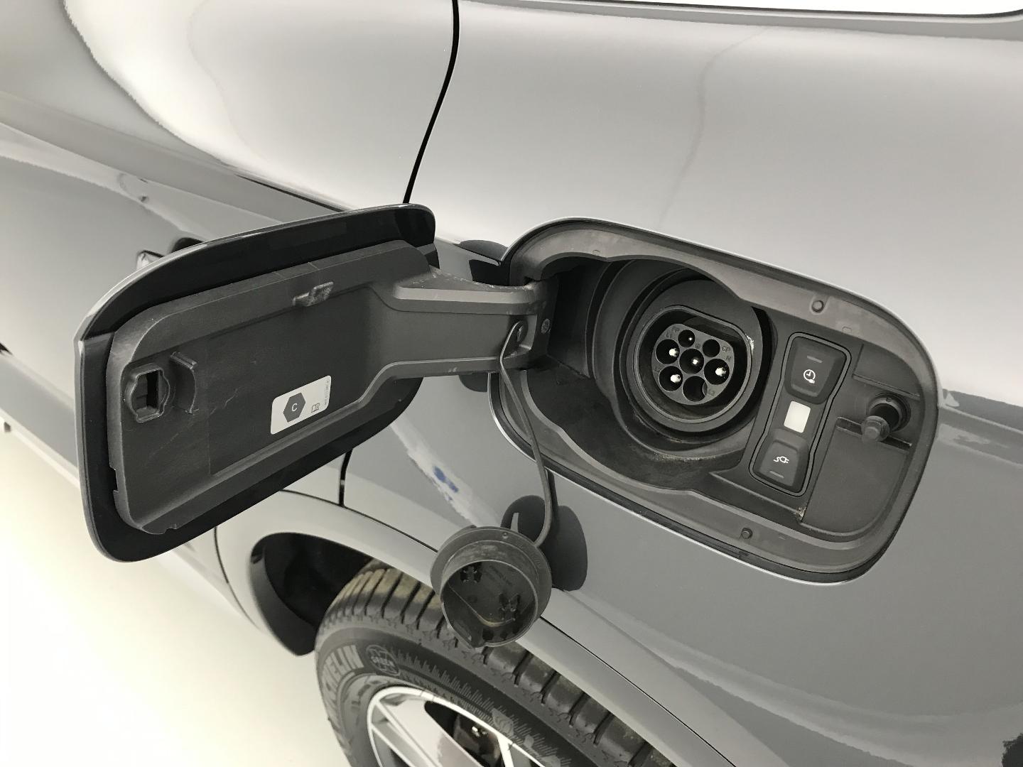 Image about Audi Q5 TFSI e Avus 50 TFSI e quattro 220 kW (299 ch) S tronic