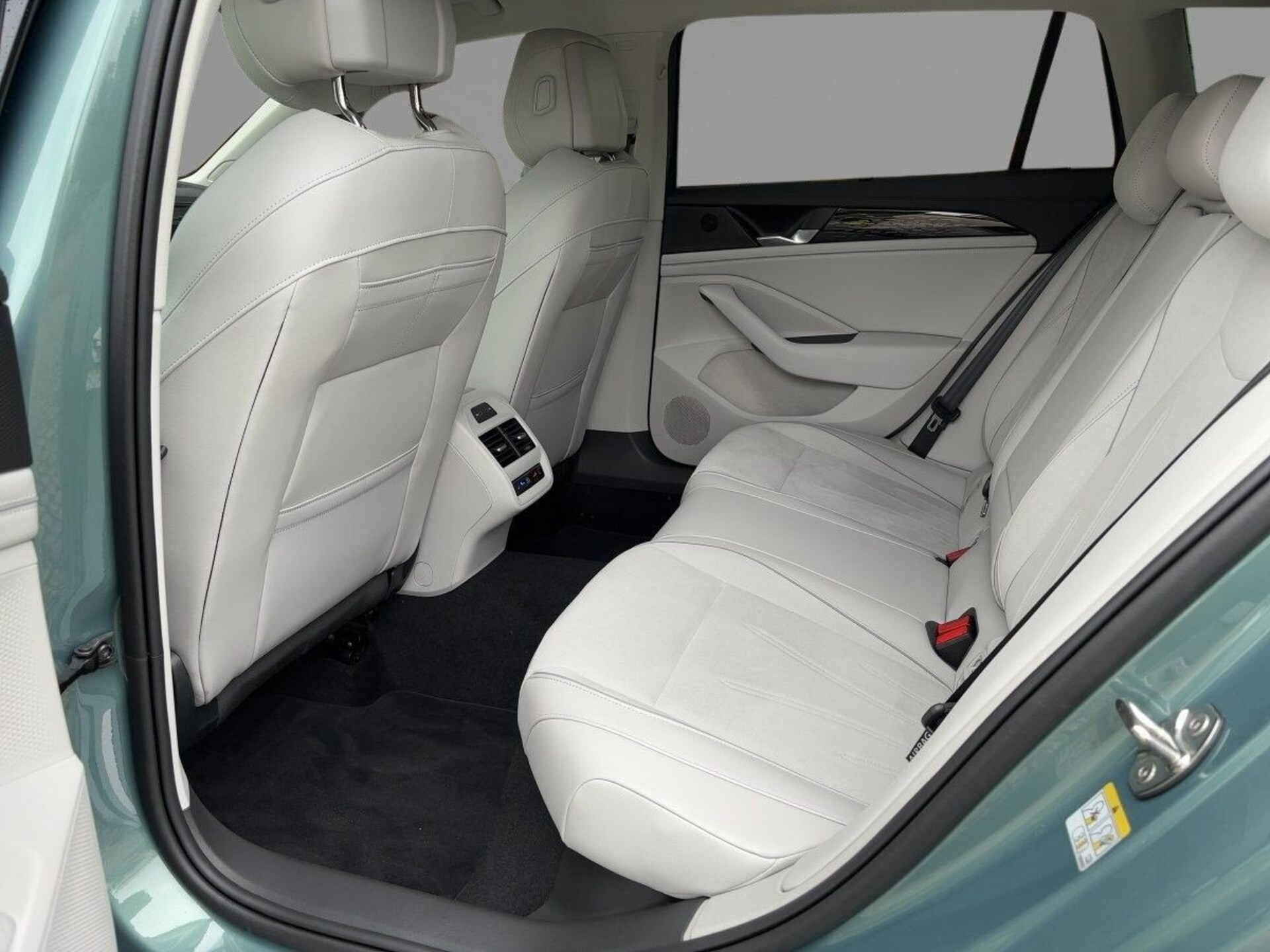 Volkswagen Passat Elegance