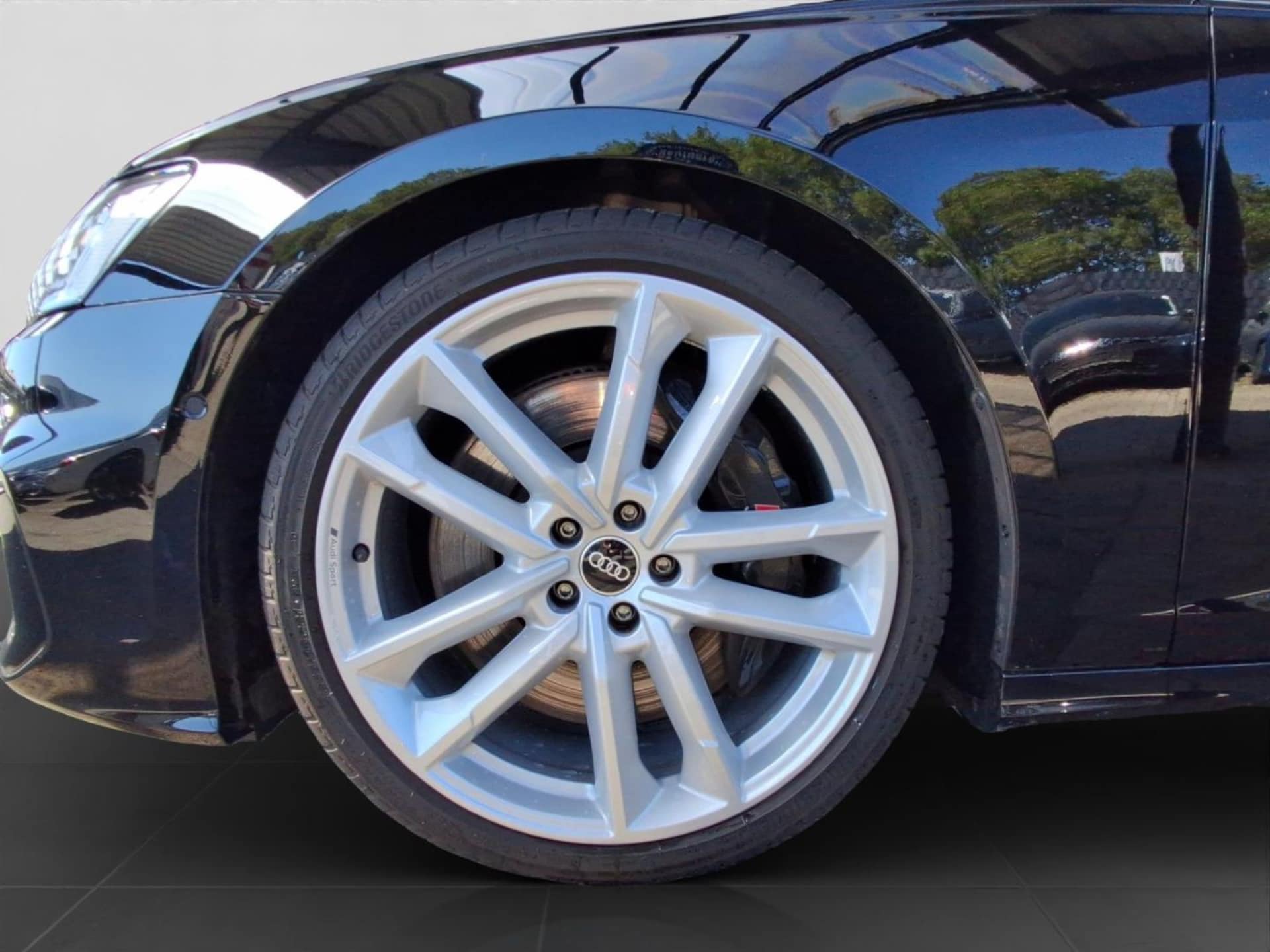 Audi S6 Avant