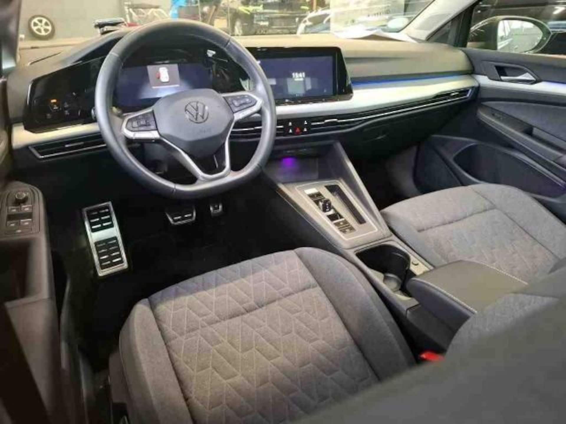 Volkswagen Golf MOVE