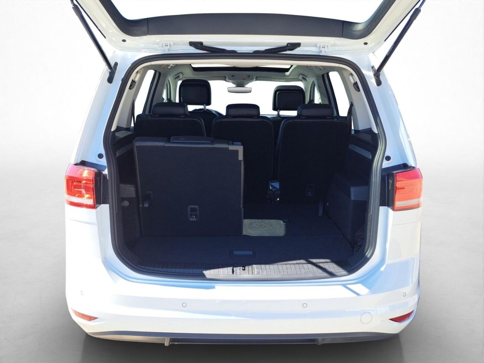 Volkswagen Touran – Bild 12