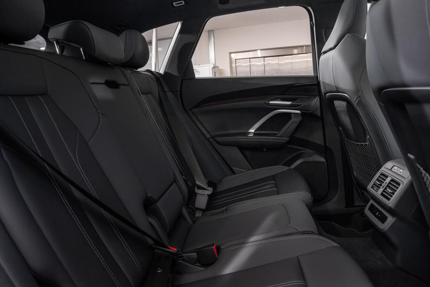 Image about Audi Q5 SUV TDI quattro 150 kW sport