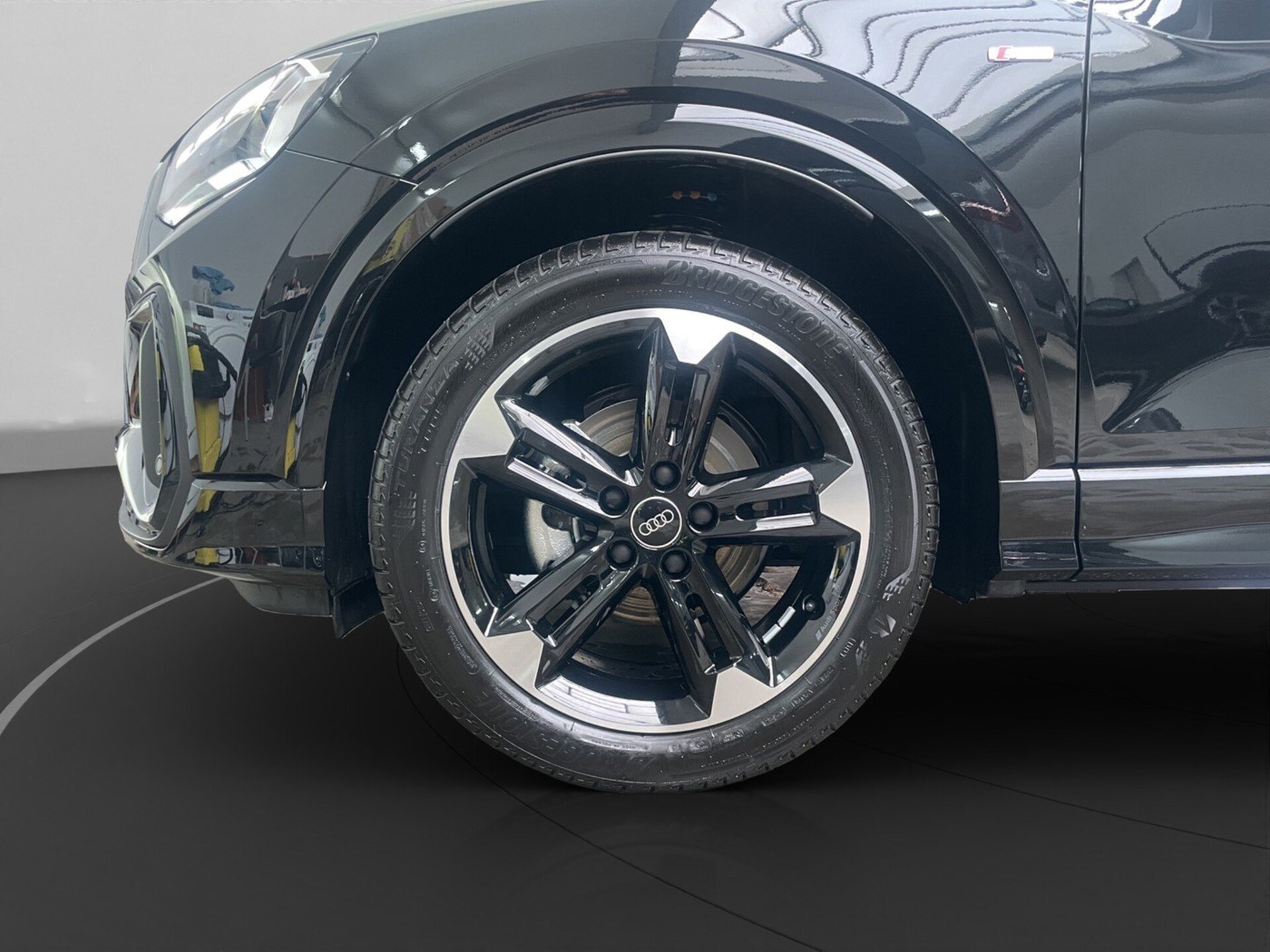 Audi Q2 S line