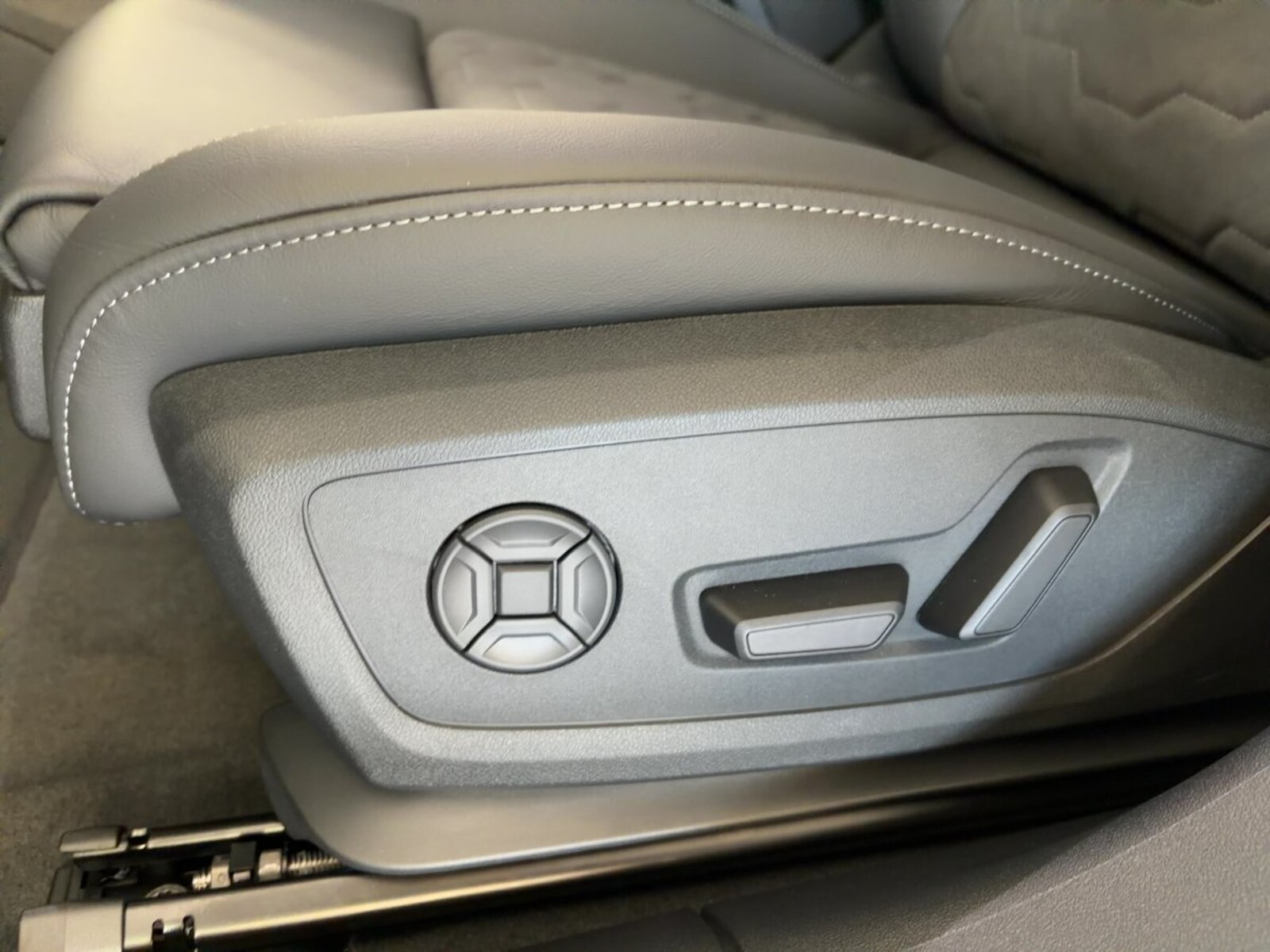 Audi A6 Avant e-tron – Bild 18