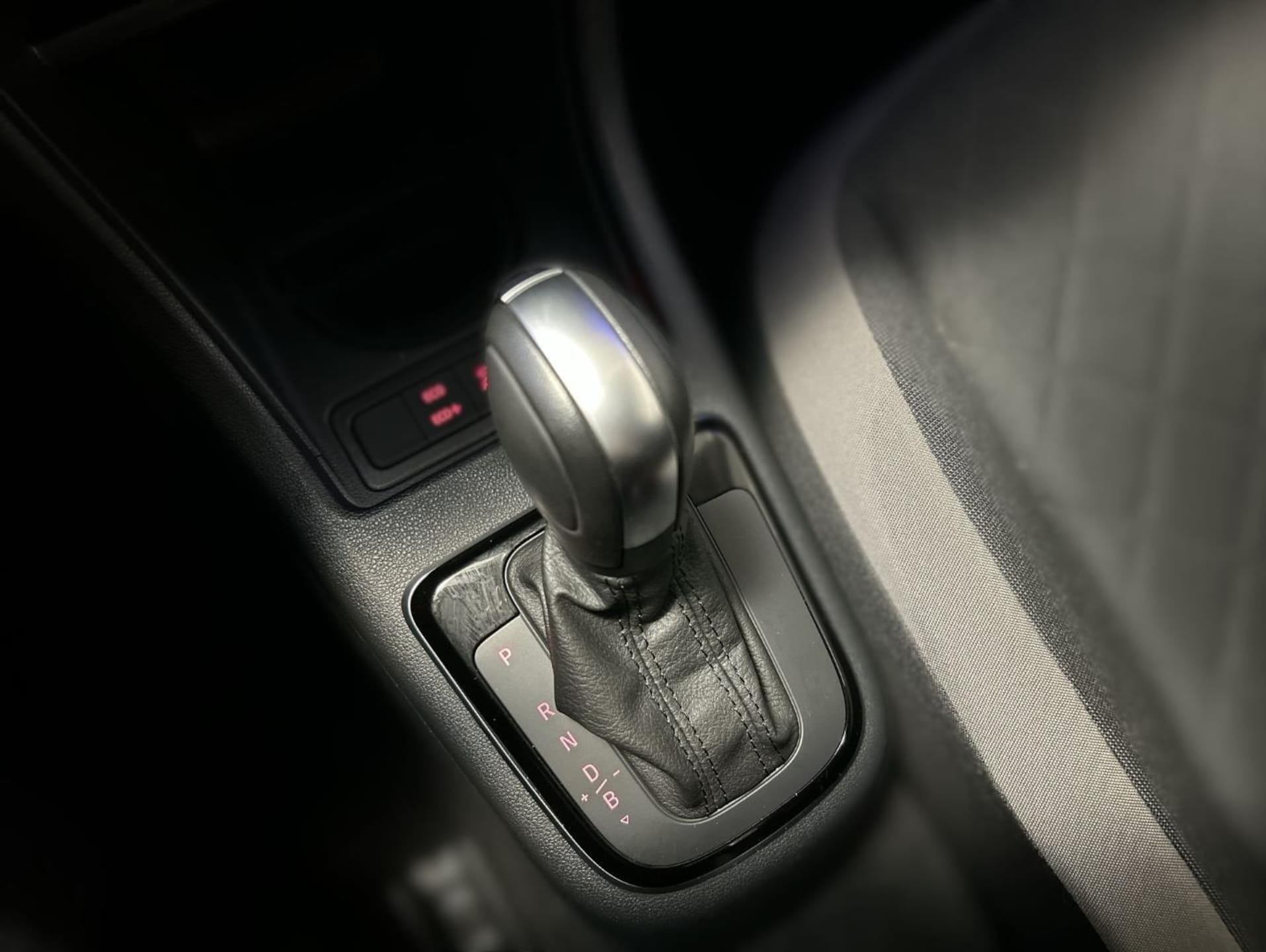Volkswagen e-up! Style "Plus"