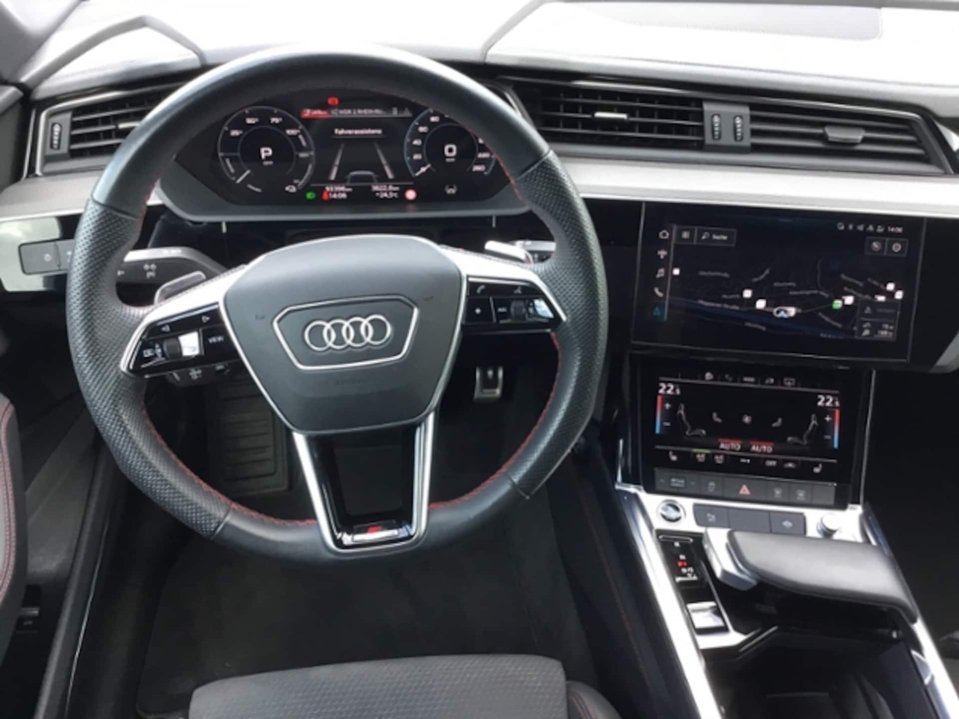 Audi Q8 Sportback e-tron Advanced