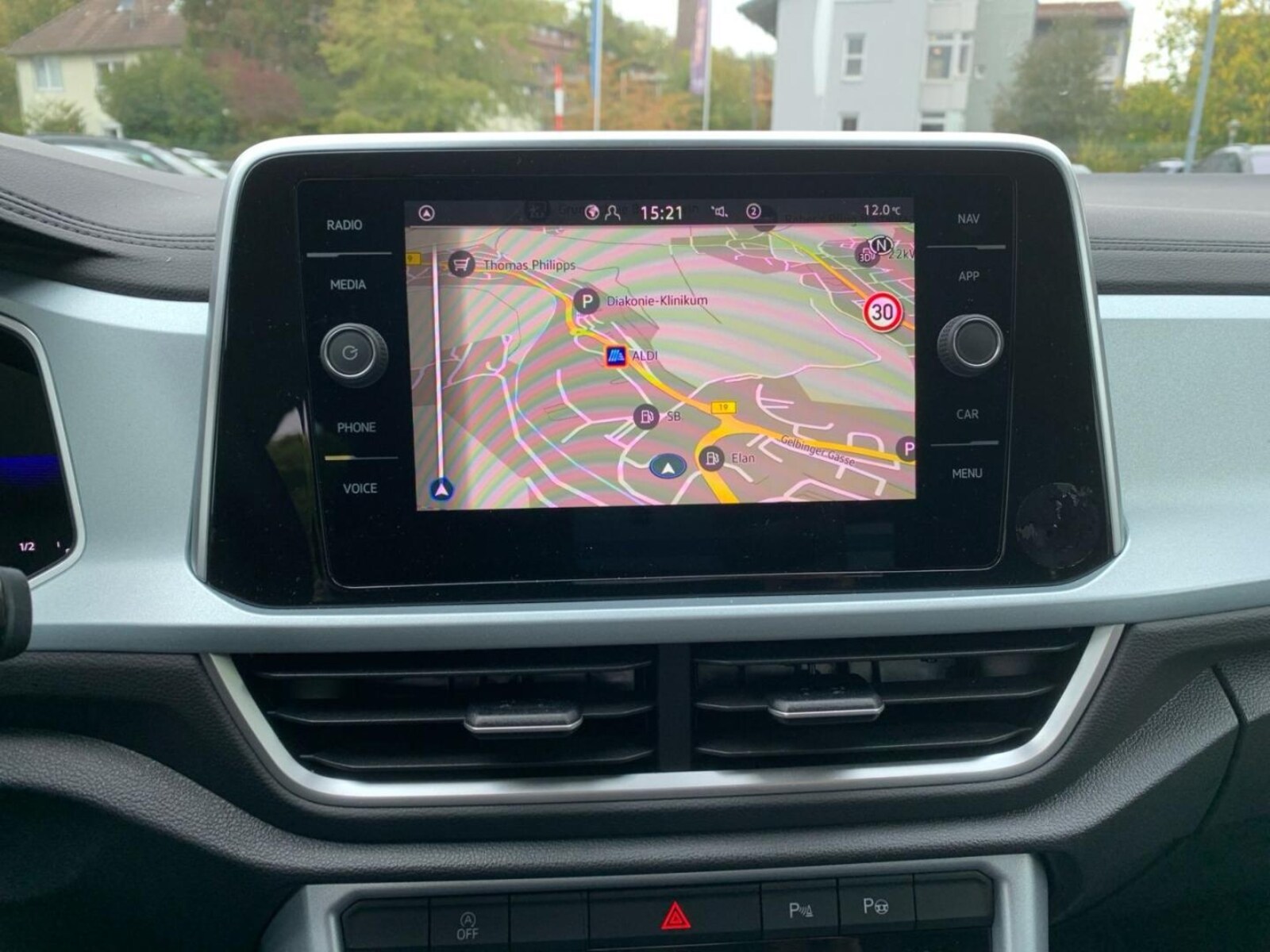 Volkswagen T-Roc – Bild 13