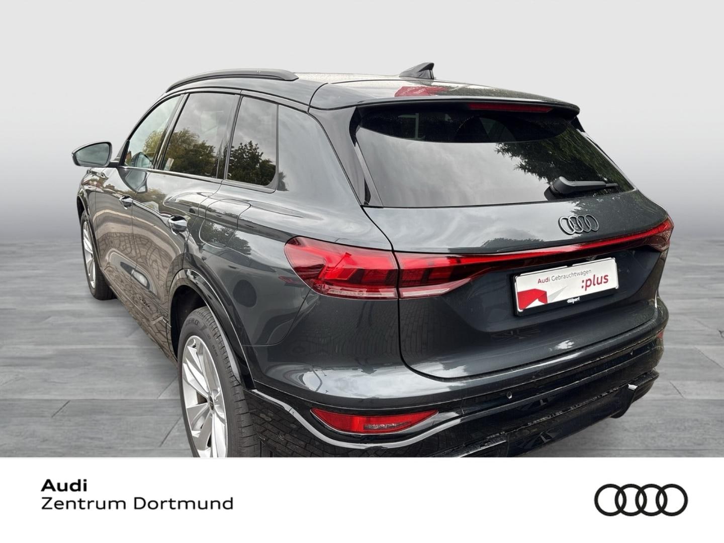 Bild über Audi Q6 SUV e-tron S line business e-tron performance 225 kW - für weitere Informationen kontaktieren Sie den Audi Partner