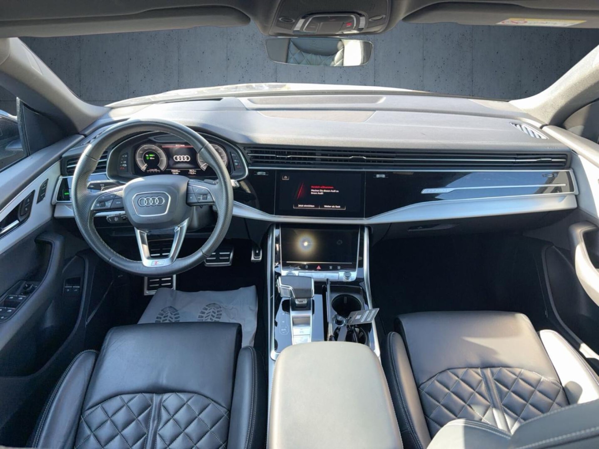 Audi Q8 SUV TFSI e