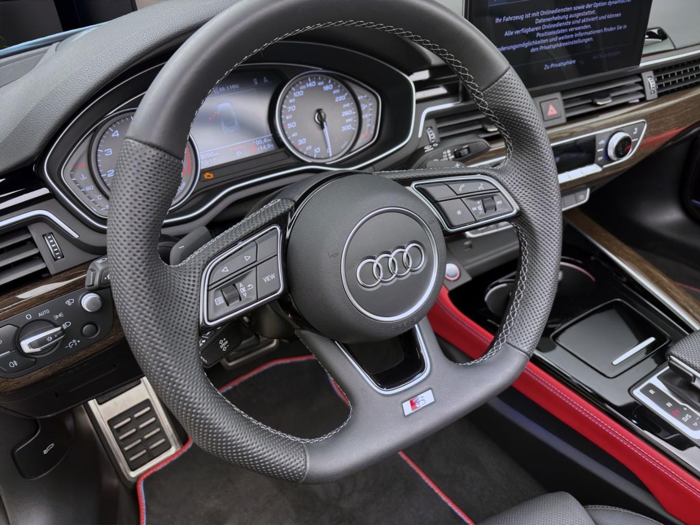 Bild über Audi S5 Cabriolet TFSI quattro tiptronic - für weitere Informationen kontaktieren Sie den Audi Partner