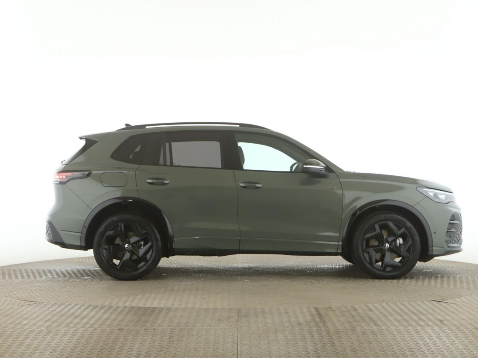 Volkswagen Tiguan – Bild 8