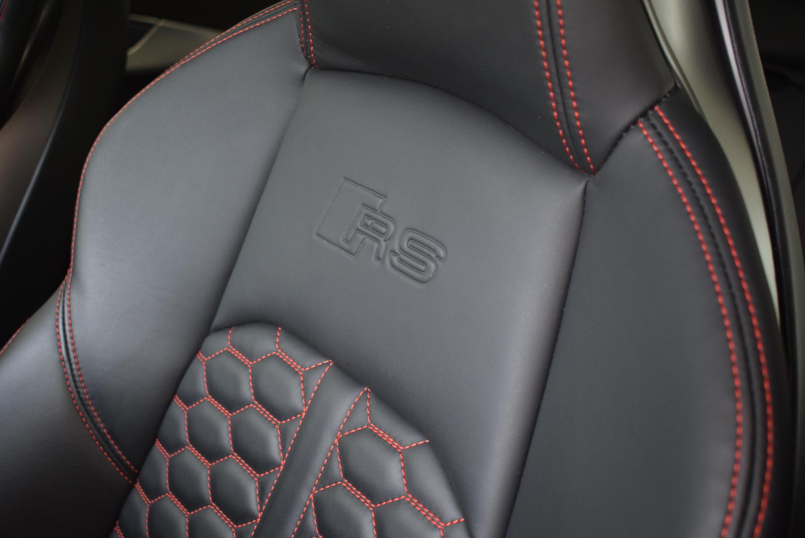 Image about Audi RS 4 Avant TFSI quattro tiptronic
