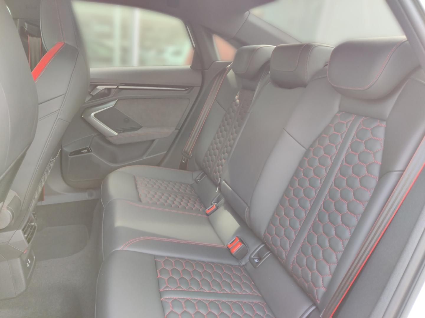 Image about Audi RS 3 Limousine TFSI quattro S tronic