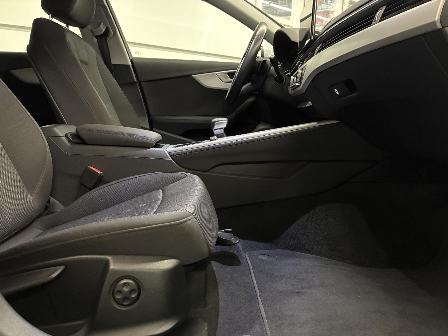 Image about Audi A4 Avant Design 35 TDI 120 kW (163 ch) S tronic