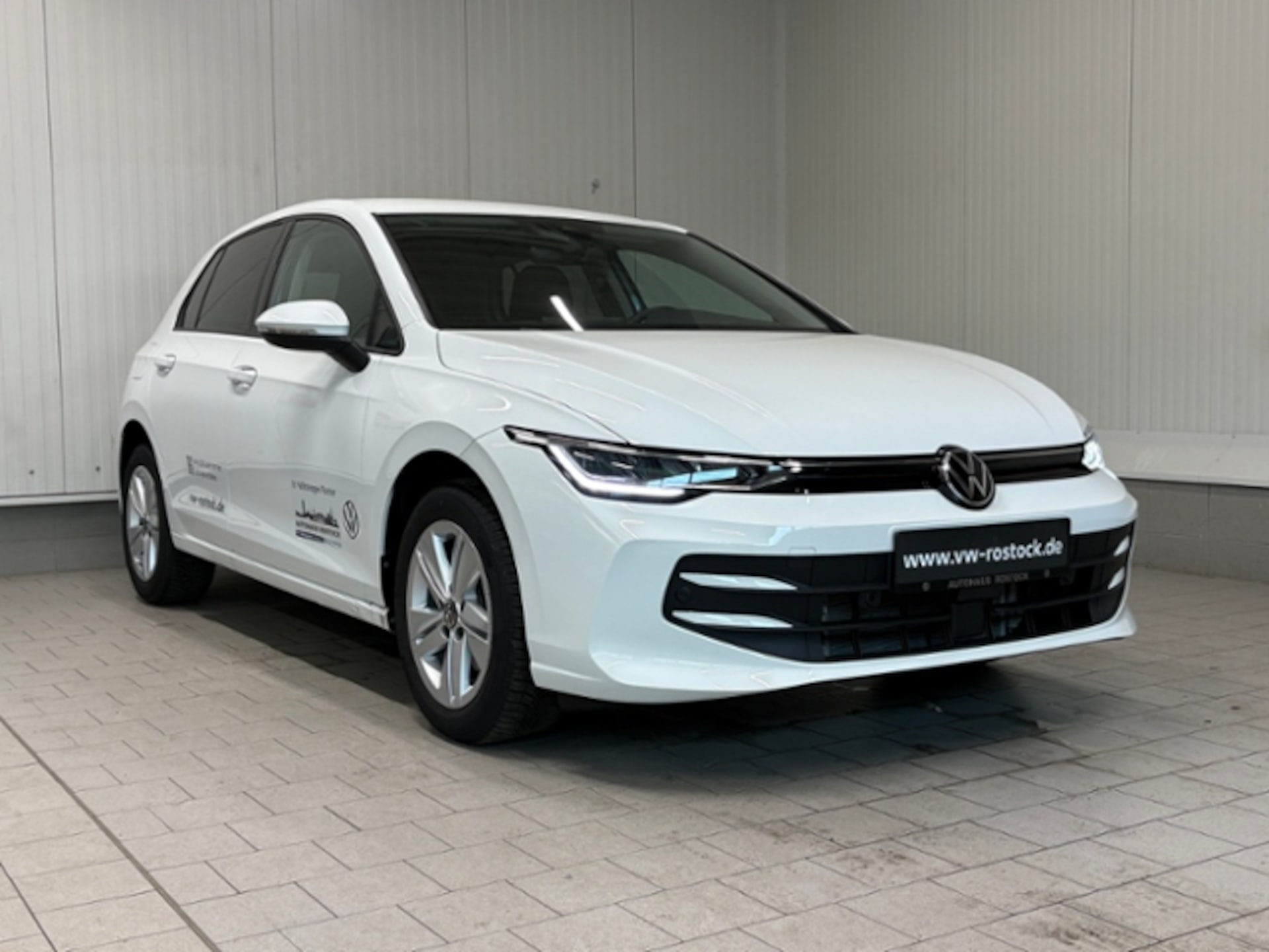 Volkswagen Golf Life