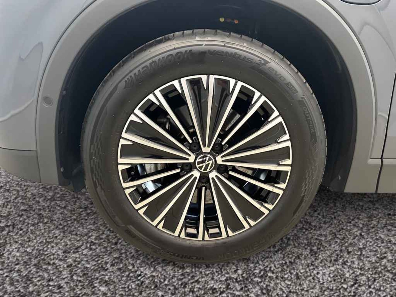 Volkswagen Tiguan – Bild 4