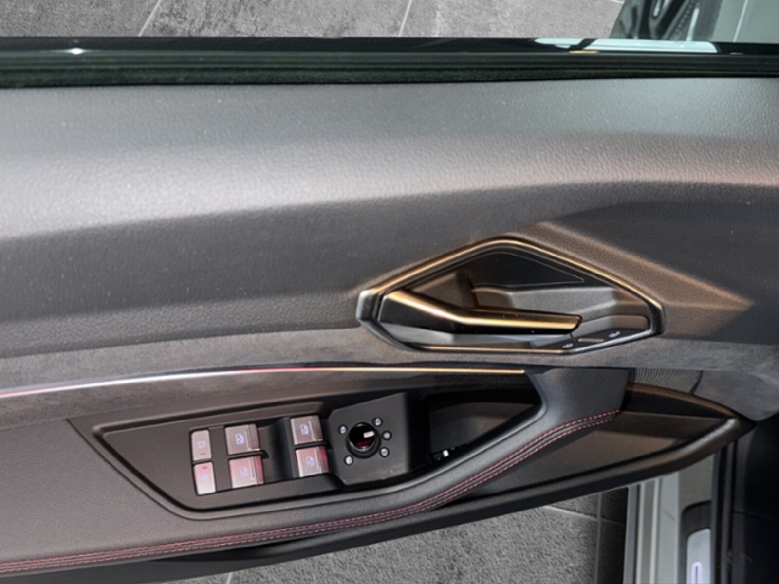 Audi Q8 Sportback e-tron – Bild 12