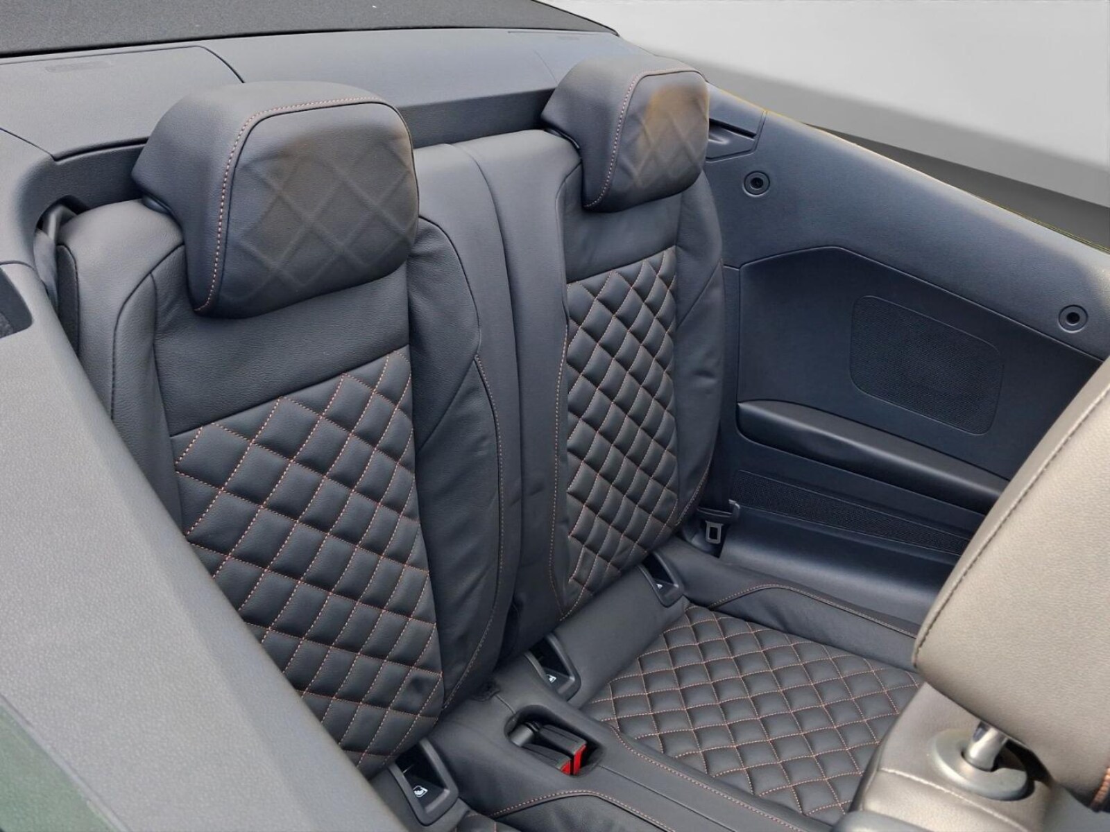 Volkswagen T-Roc Cabriolet – Bild 6