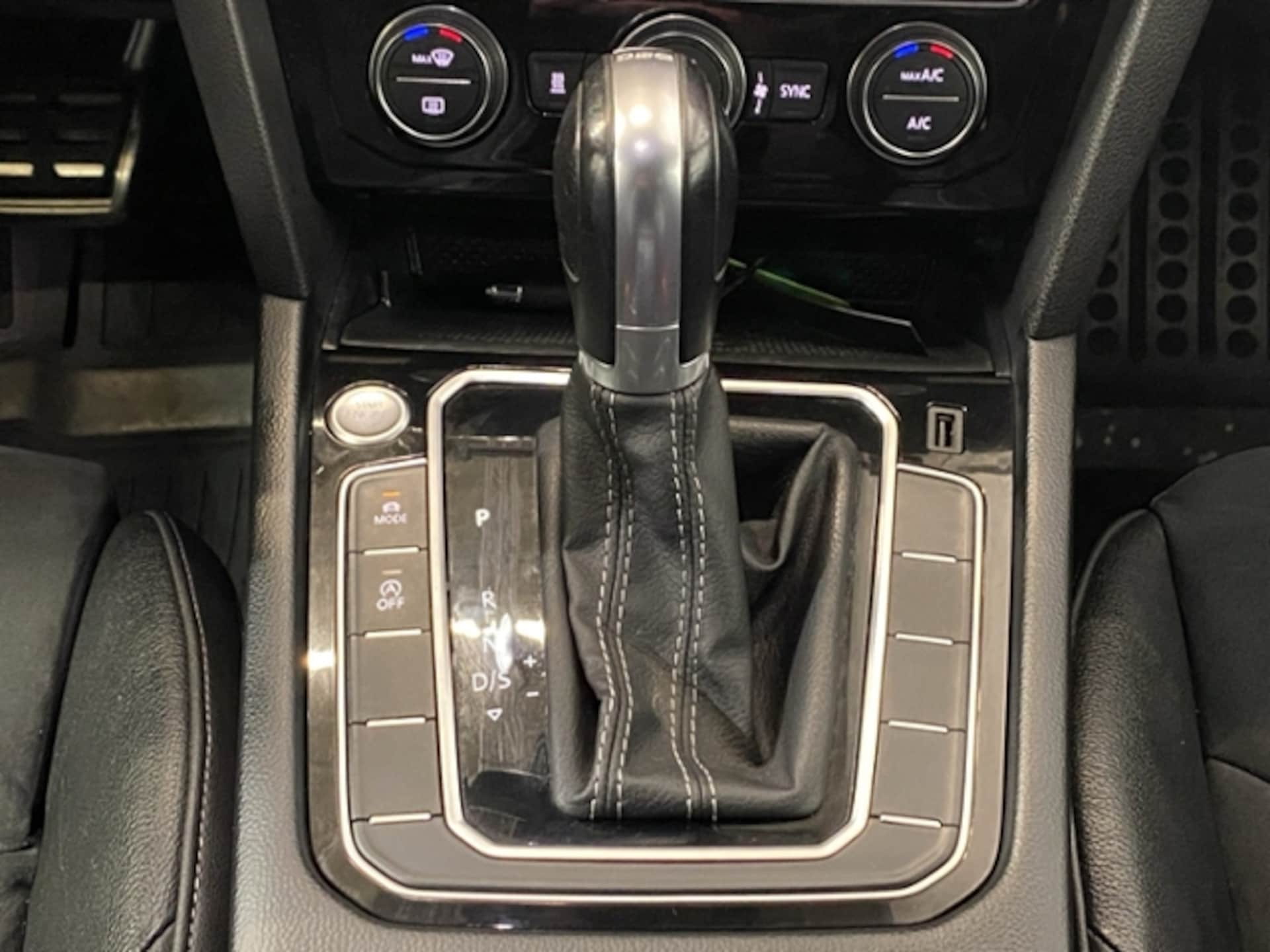 Volkswagen Arteon R-Line