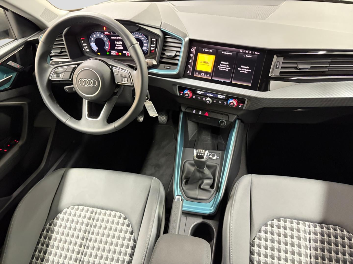 Bild über Audi A1 allstreet 30 TFSI Schaltgetriebe - für weitere Informationen kontaktieren Sie den Audi Partner