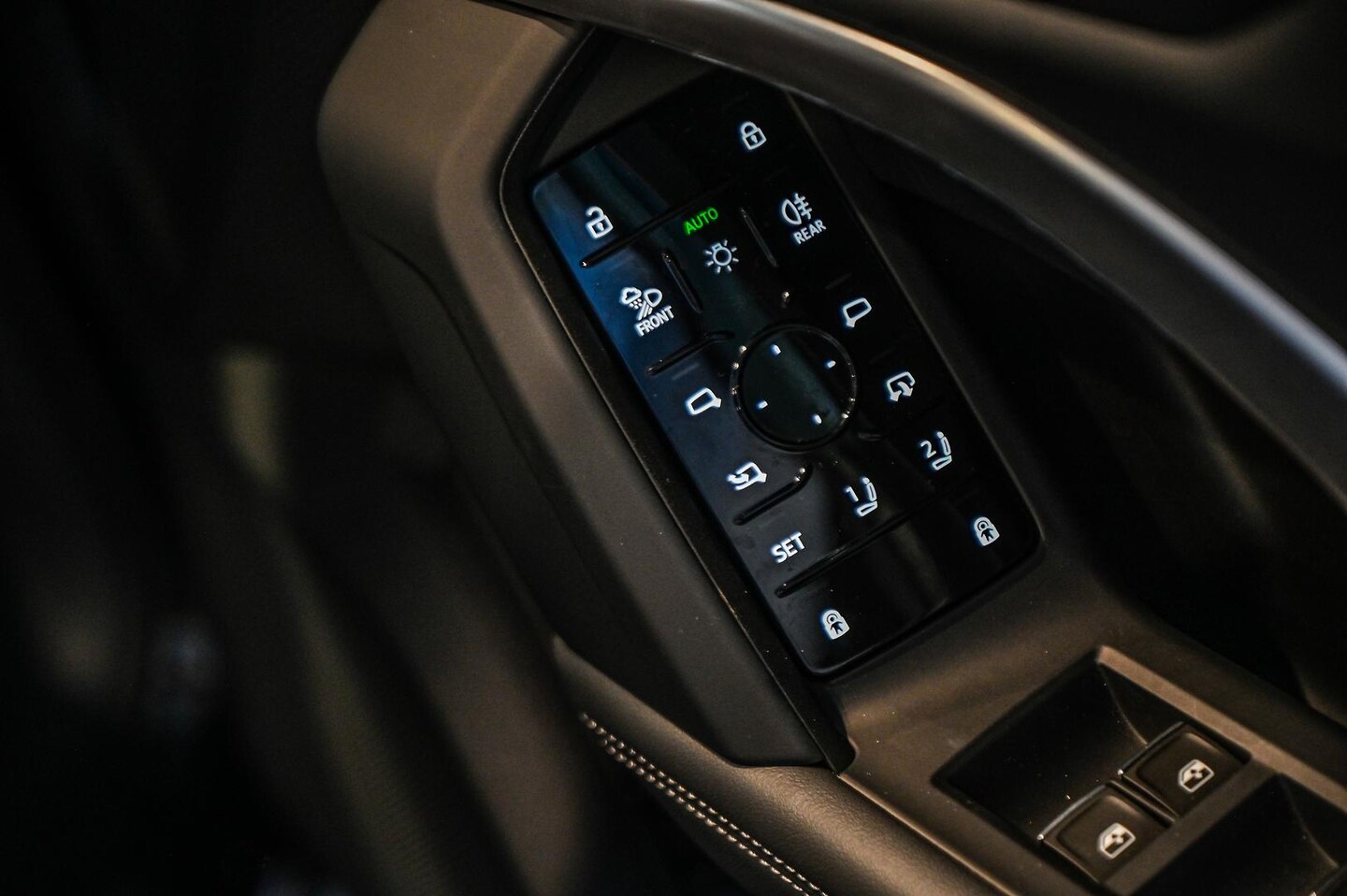 Image about Audi Q5 SUV TDI quattro 150 kW sport