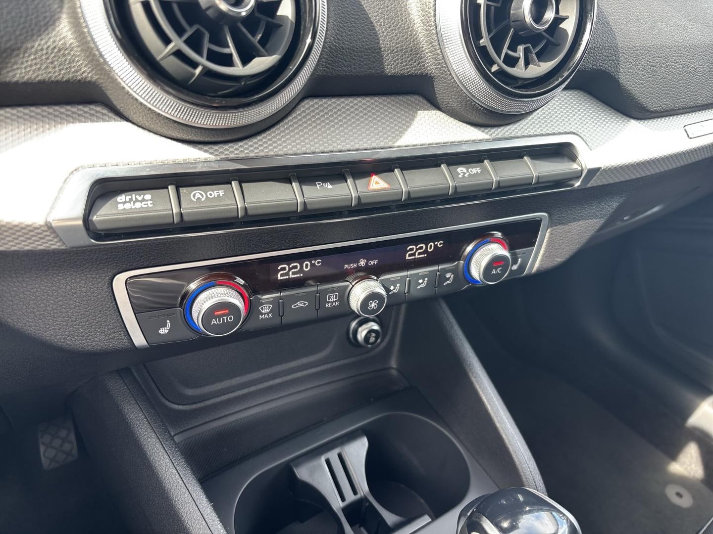 Bild über Audi Q2 advanced 35 TFSI 110(150) kW(PS) S tronic - für weitere Informationen kontaktieren Sie den Audi Partner