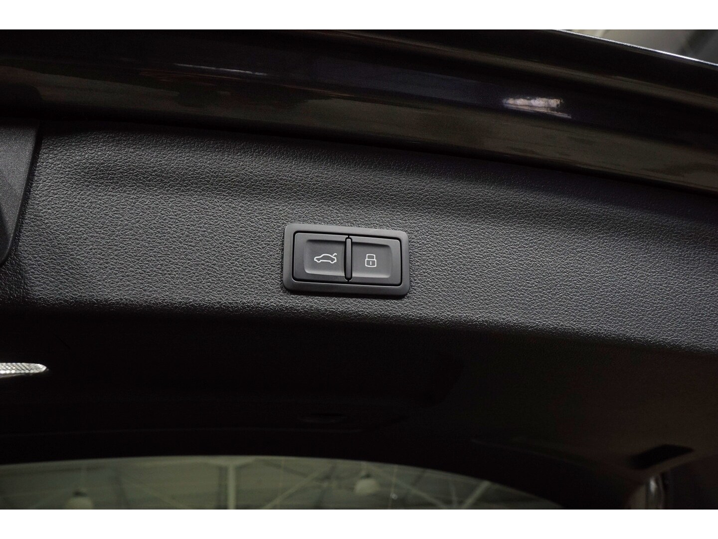 Image about Audi A6 Avant TFSI e S line 50 TFSI e quattro S tronic