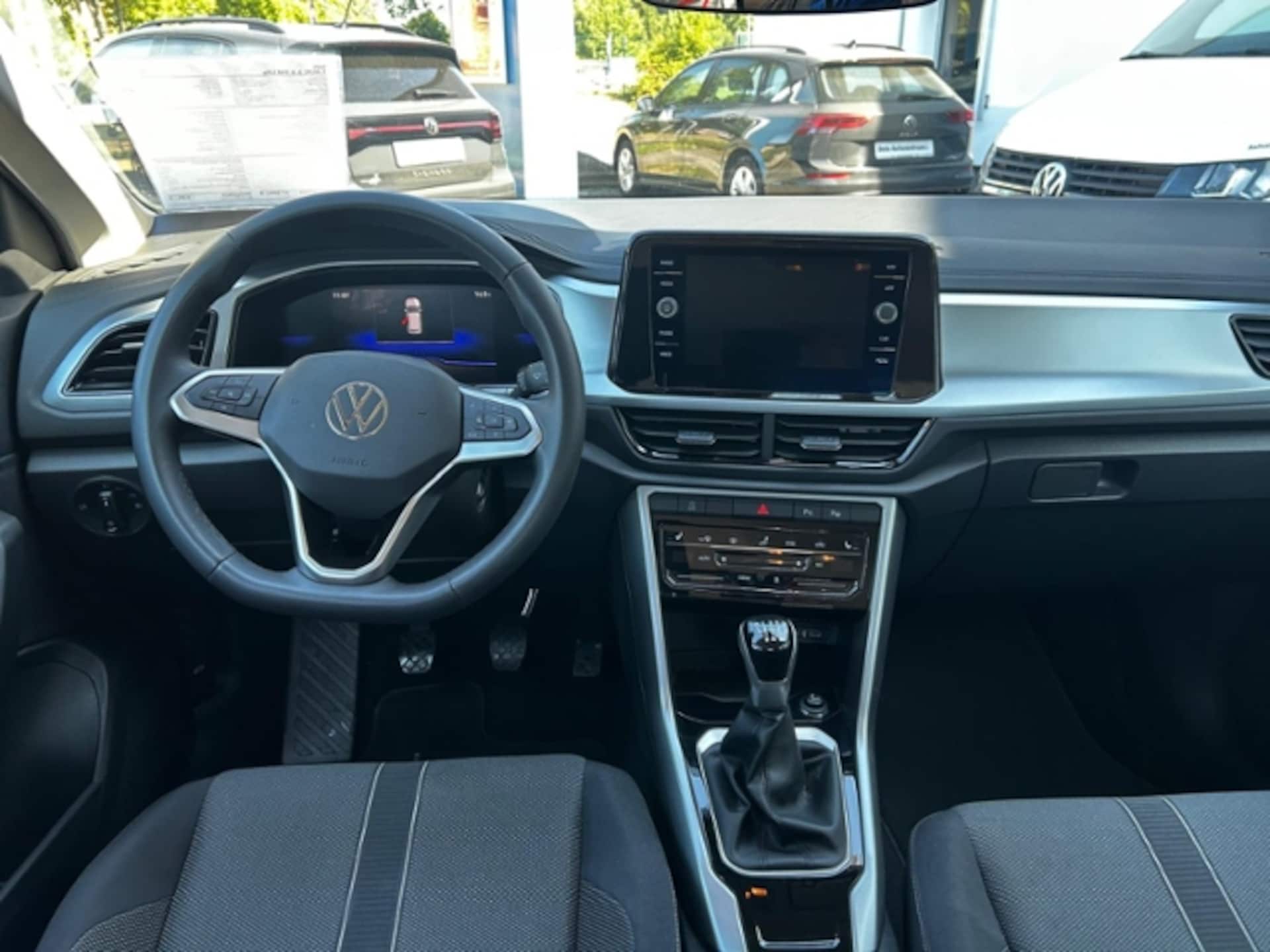 Volkswagen T-Roc Life