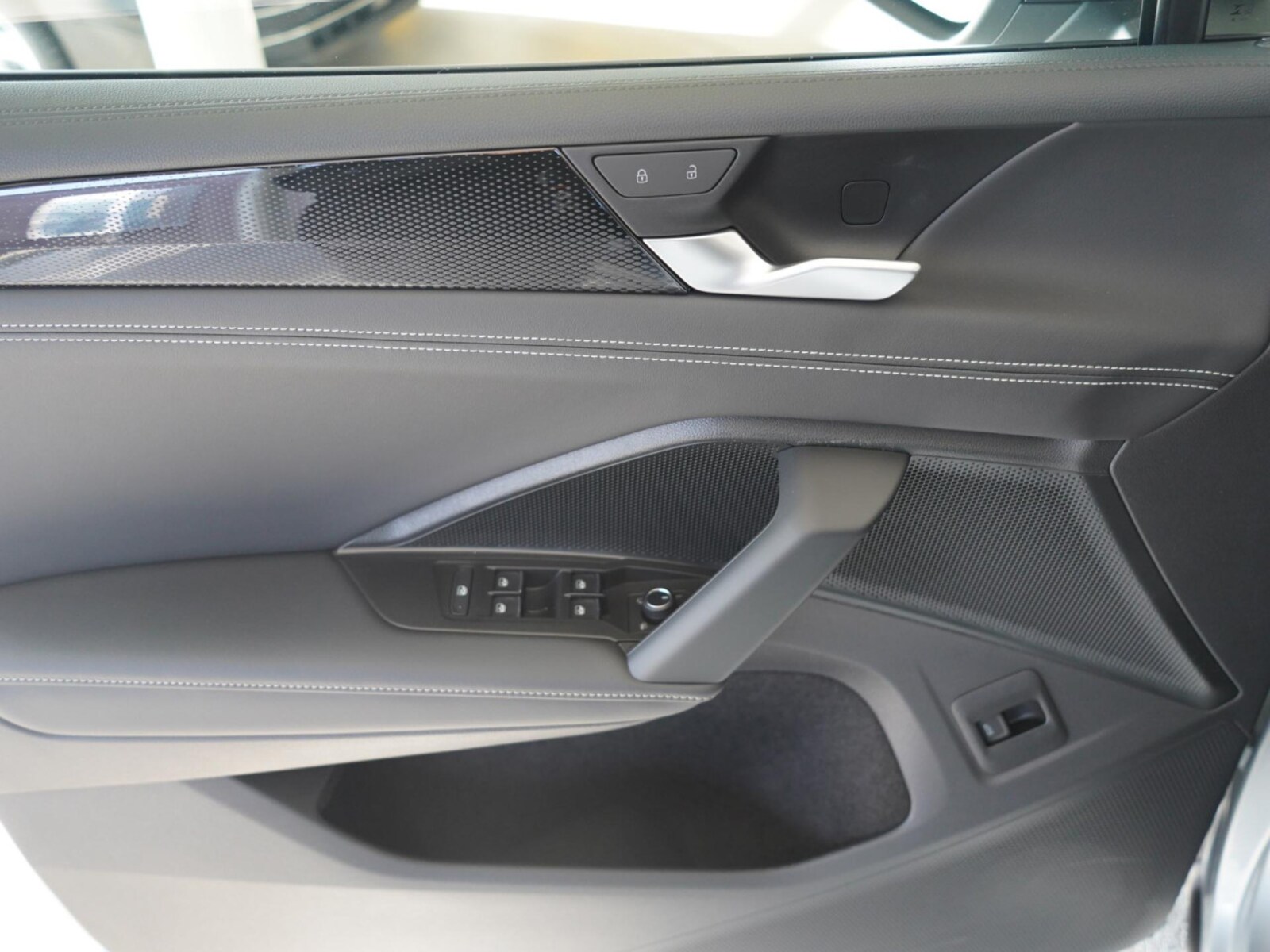 Volkswagen Tiguan – Bild 6