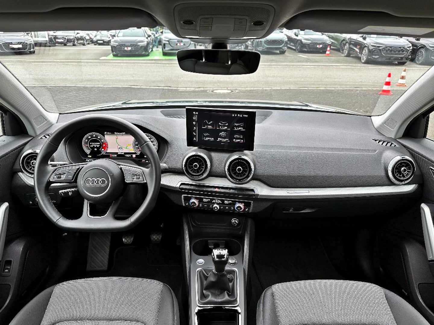 Bild über Audi Q2 S line 30 TFSI Schaltgetriebe - für weitere Informationen kontaktieren Sie den Audi Partner