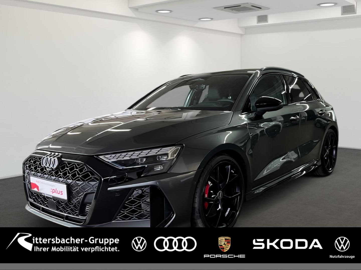 Bild über Audi RS 3 Sportback TFSI quattro 294 kW S tronic - für weitere Informationen kontaktieren Sie den Audi Partner