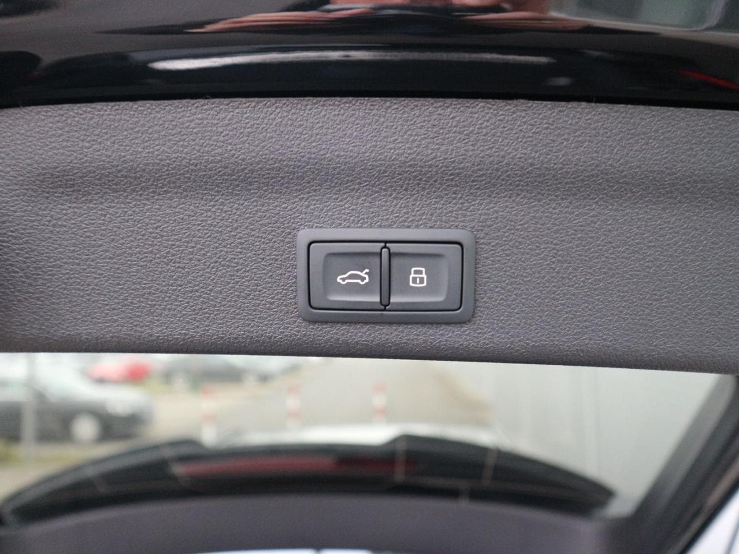 Bild über Audi A6 Avant S line 45 TDI quattro S tronic - für weitere Informationen kontaktieren Sie den Audi Partner