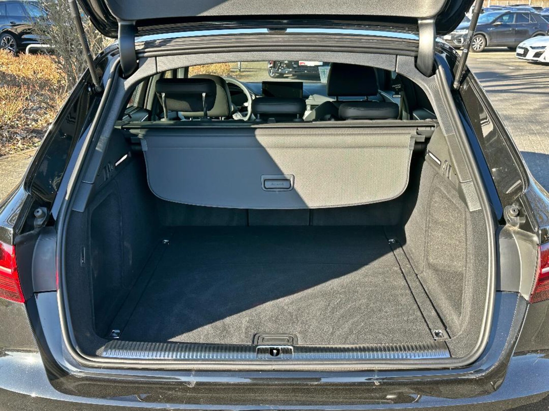 Audi A4 Avant S line