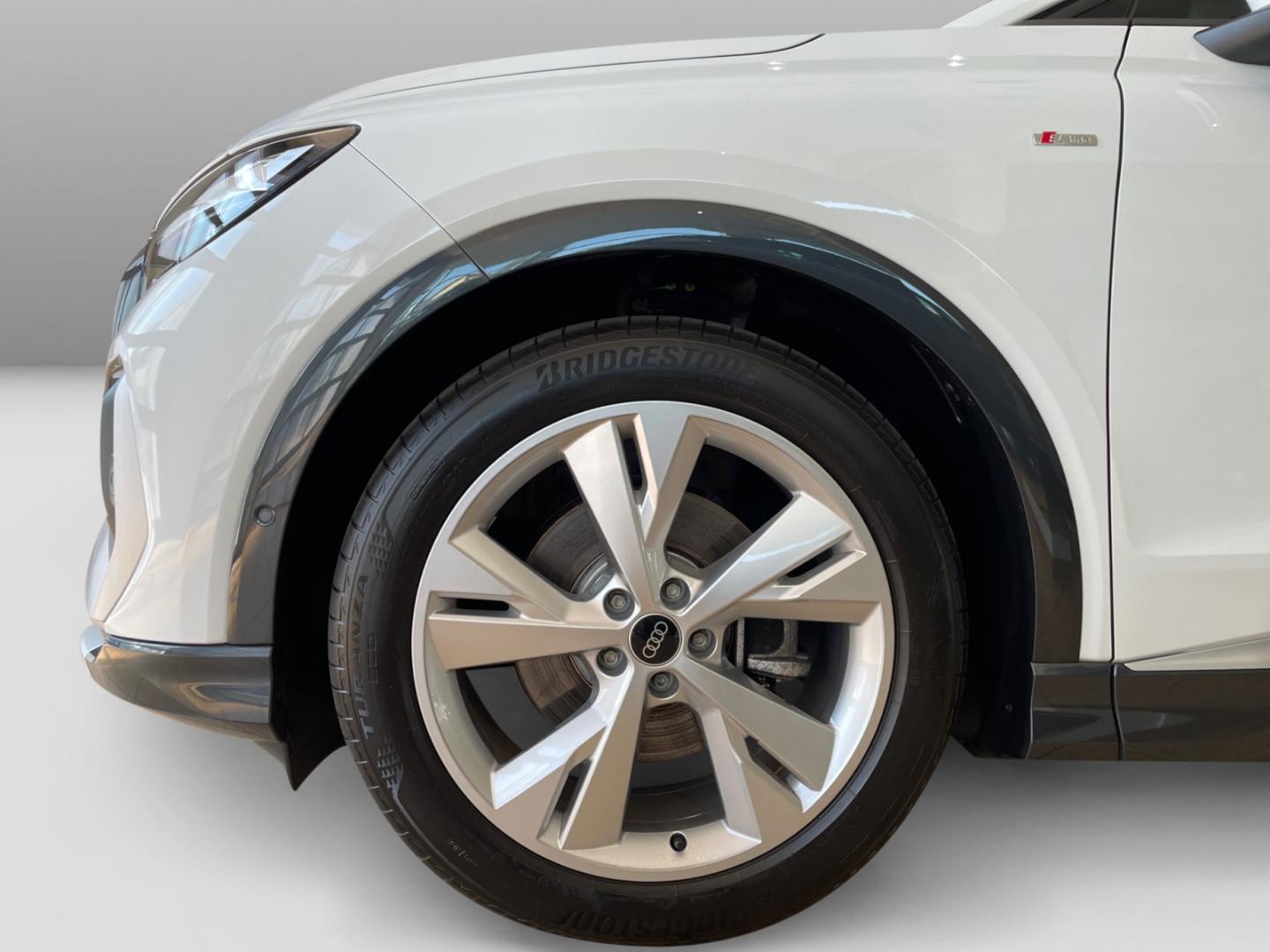 Bild über Audi Q4 Sportback e-tron 35 e-tron - für weitere Informationen kontaktieren Sie den Audi Partner