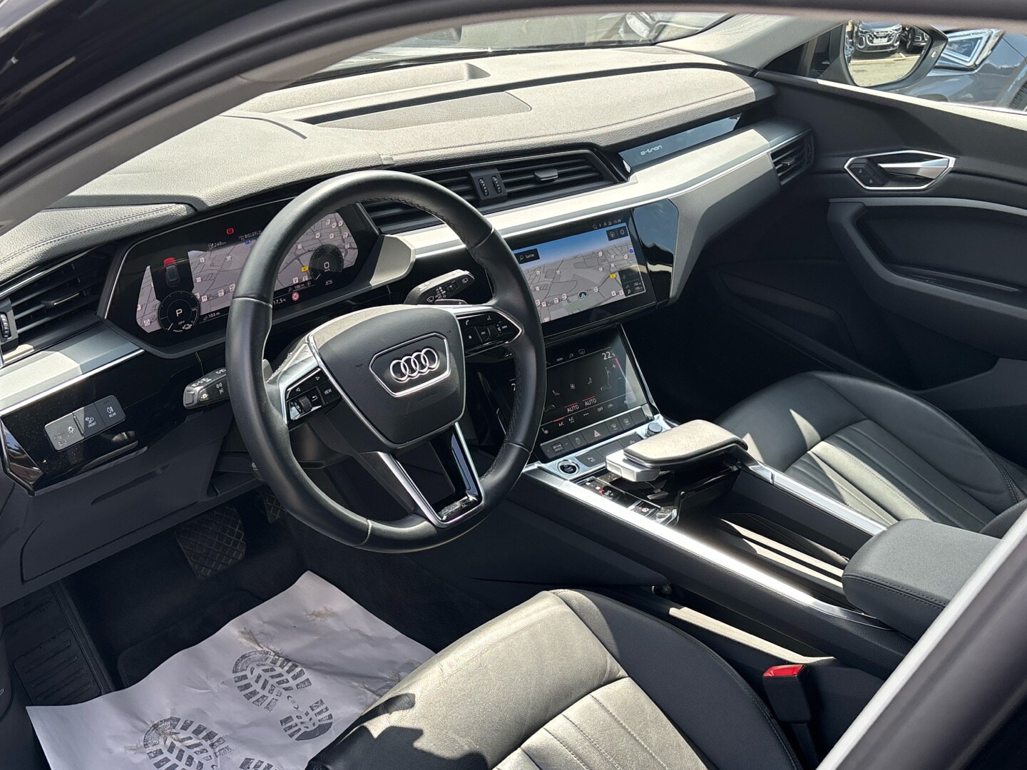 Image about Audi e-tron advanced 50 quattro