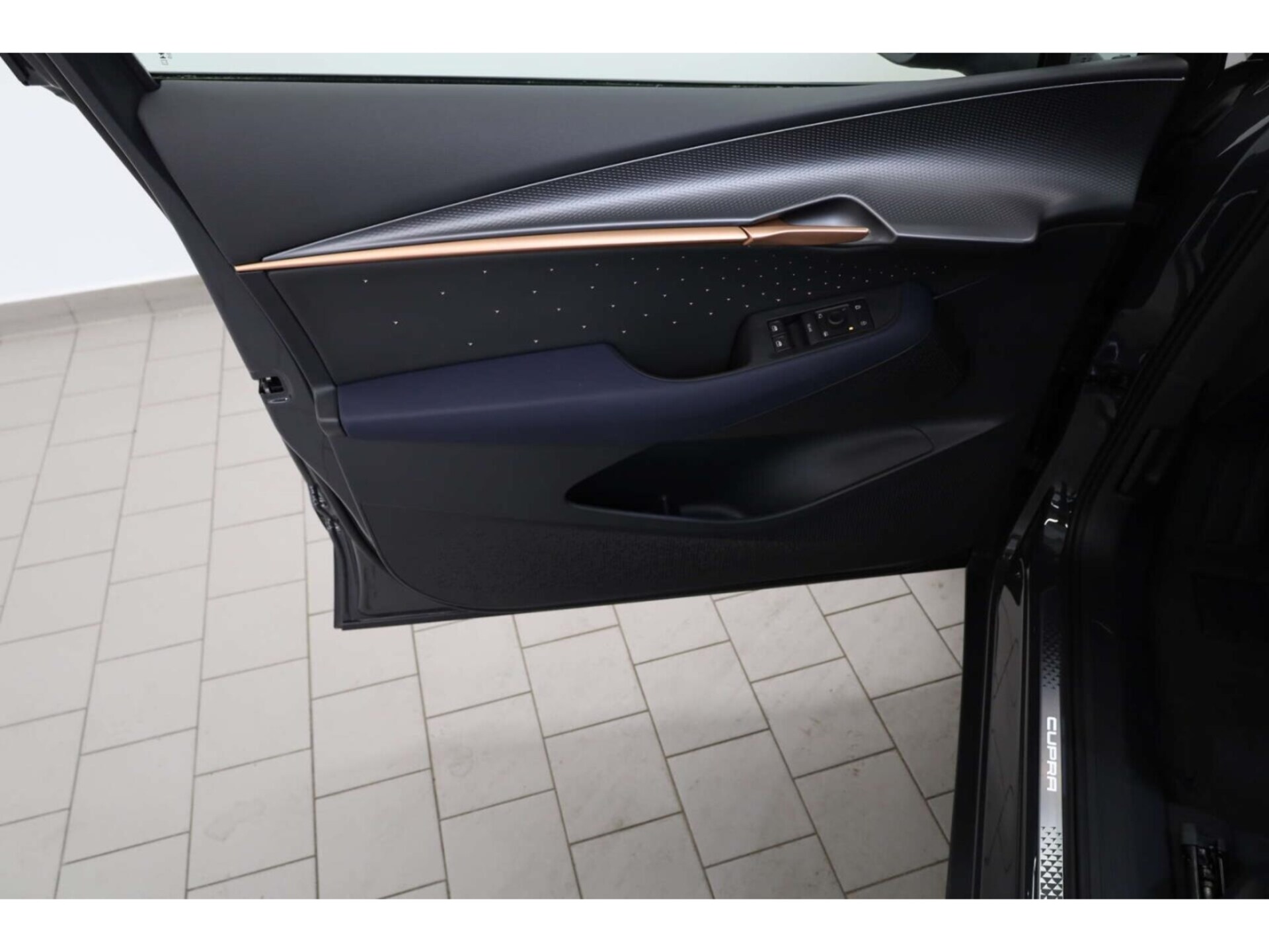 CUPRA Tavascan VZ
