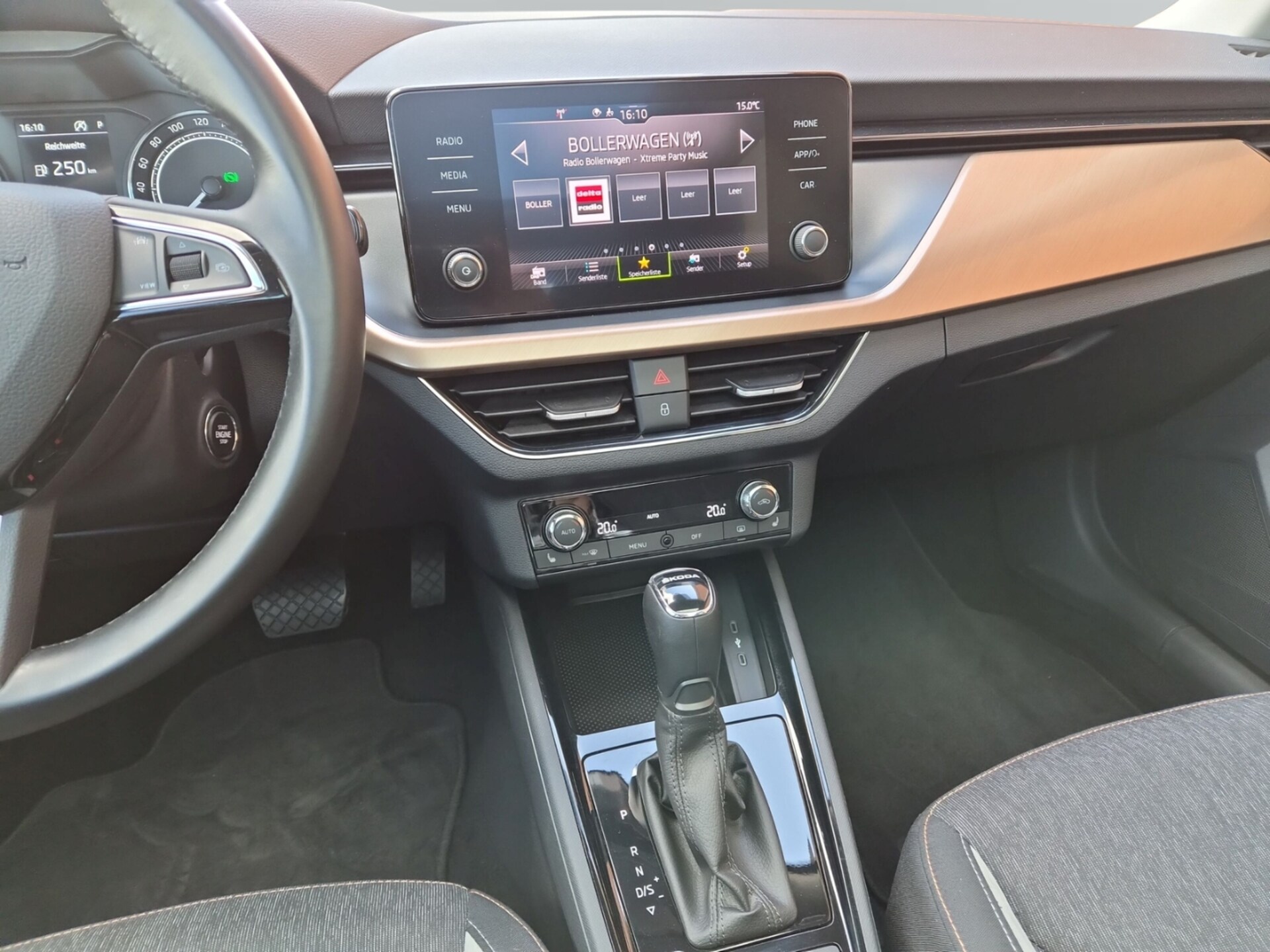 Skoda Scala Style