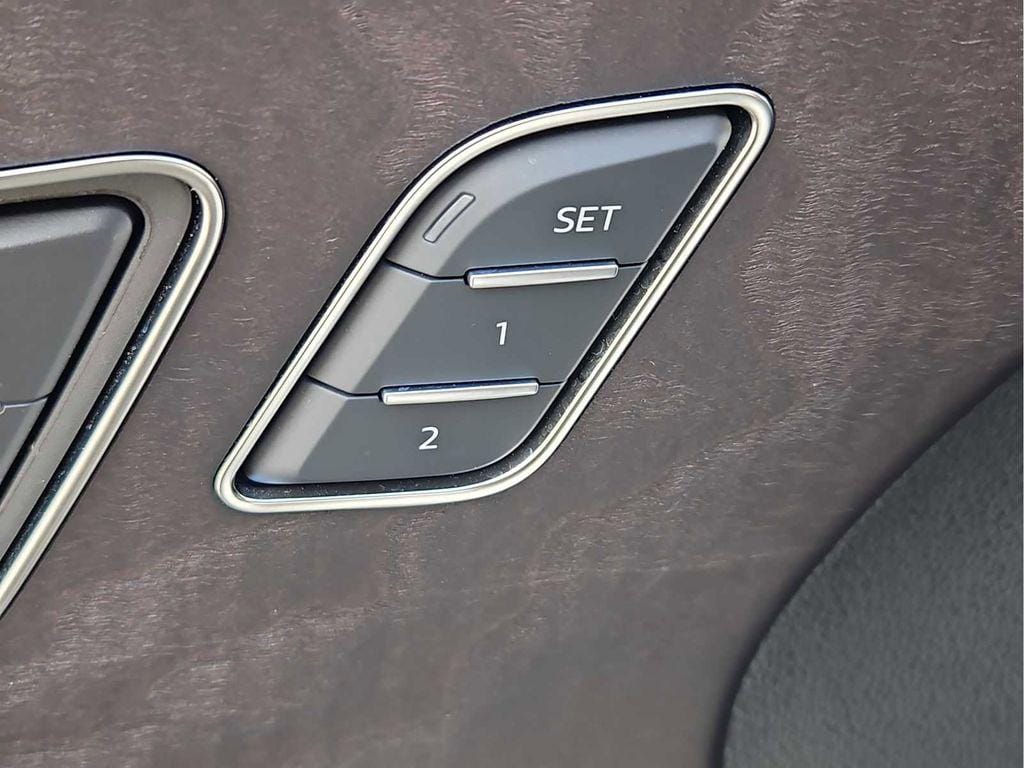 2023 Audi Q8 Premium Plus - Photo 13