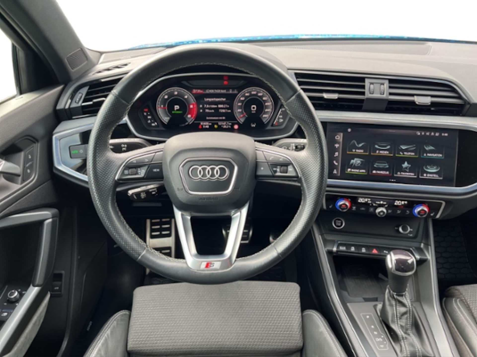 Audi Q3 SUV S line
