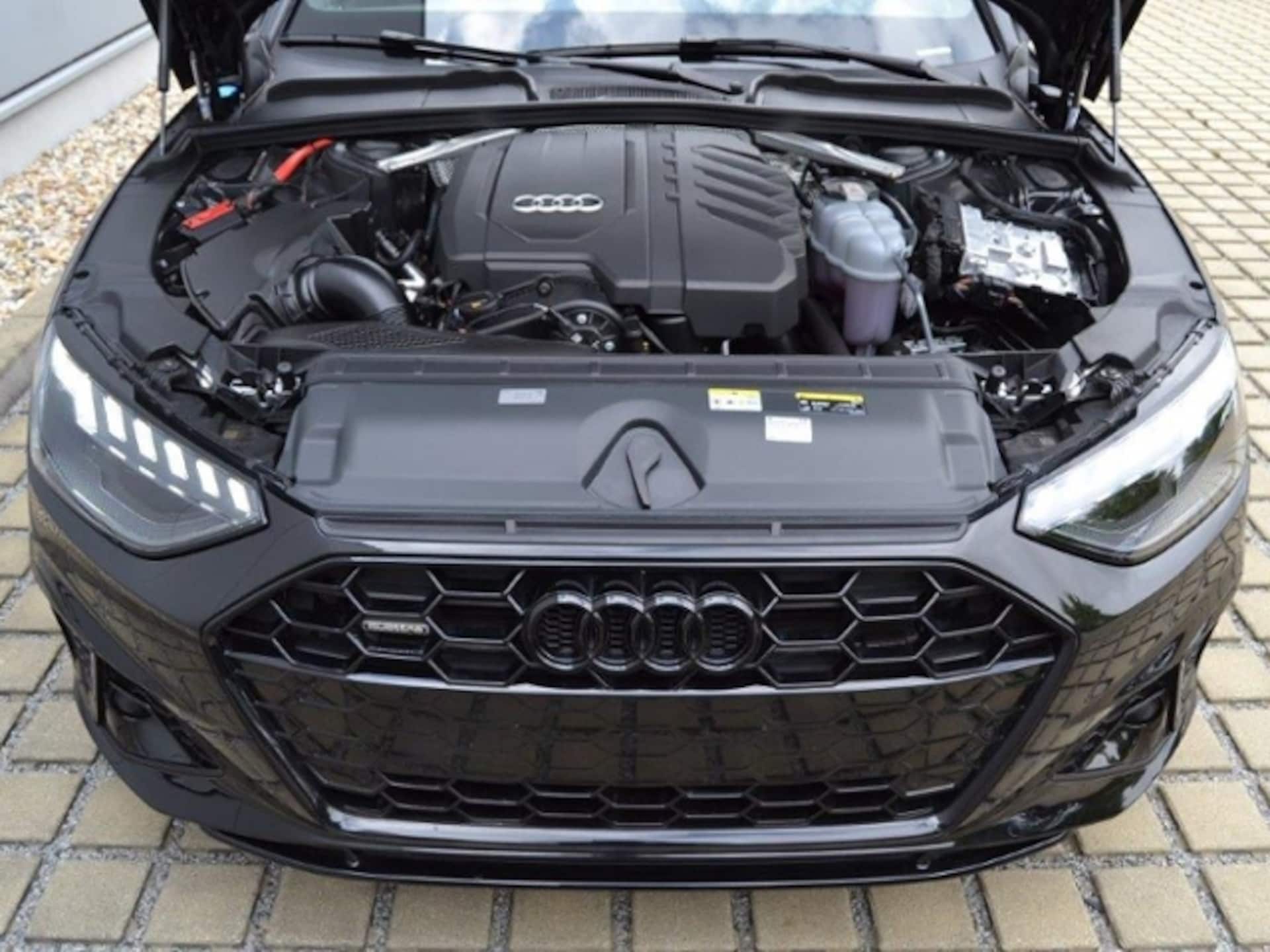 Audi A4 Avant S line