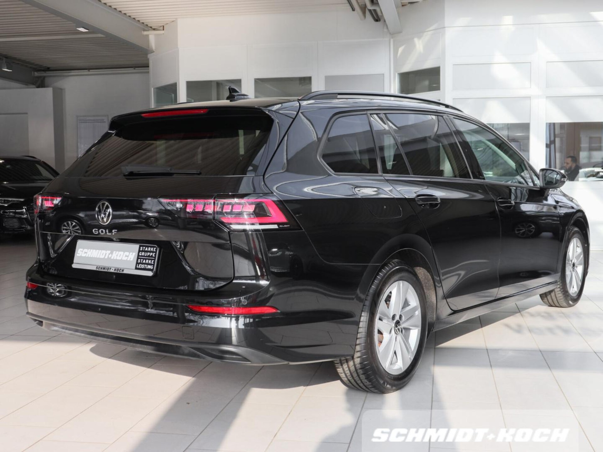 Volkswagen Golf Variant Life