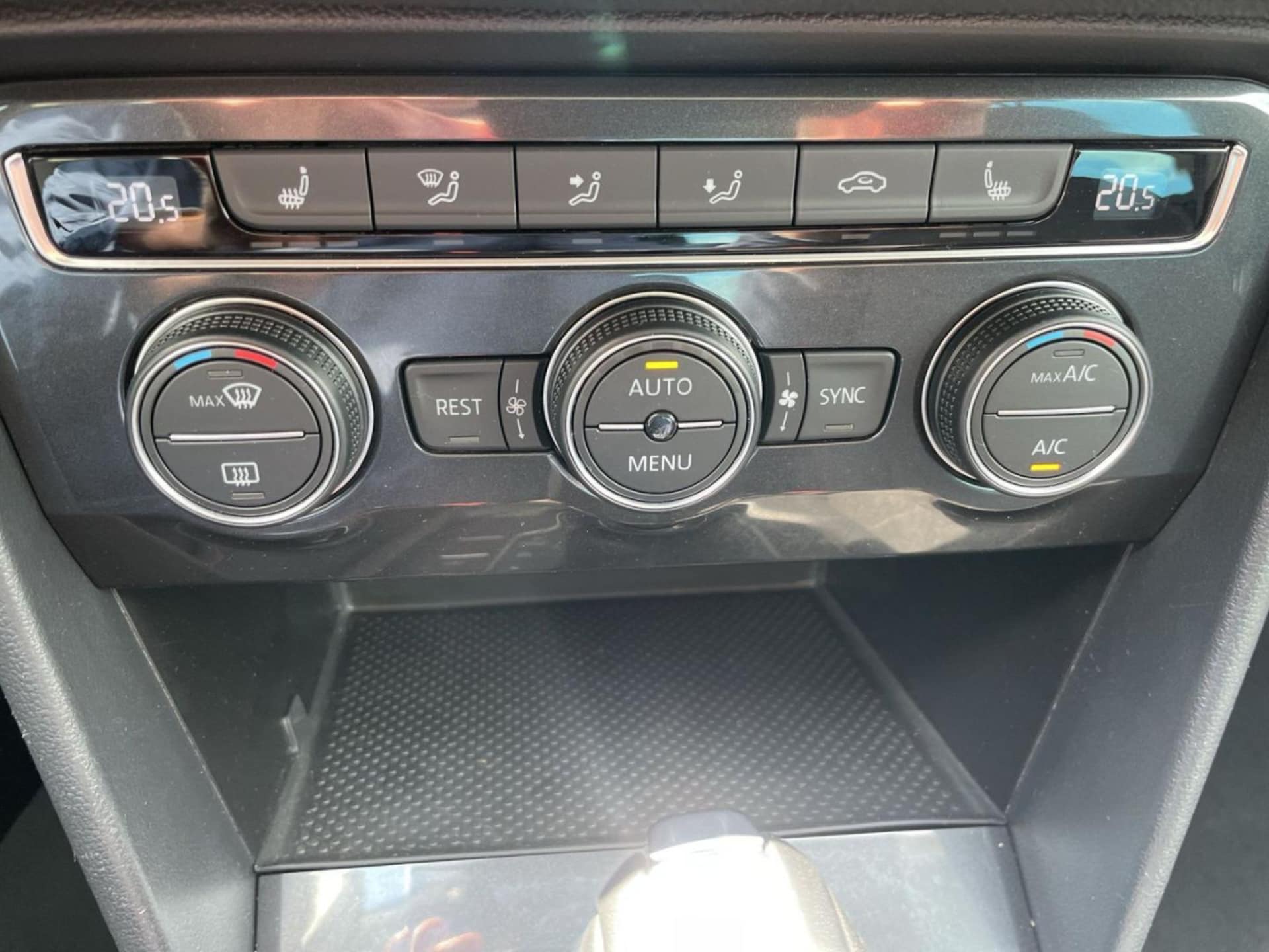Volkswagen Tiguan SOUND