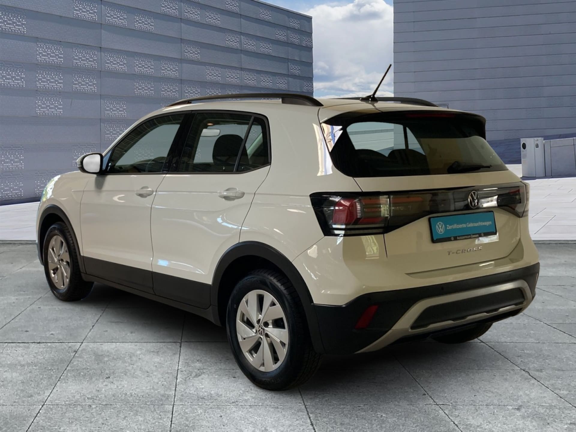 Volkswagen T-Cross Life