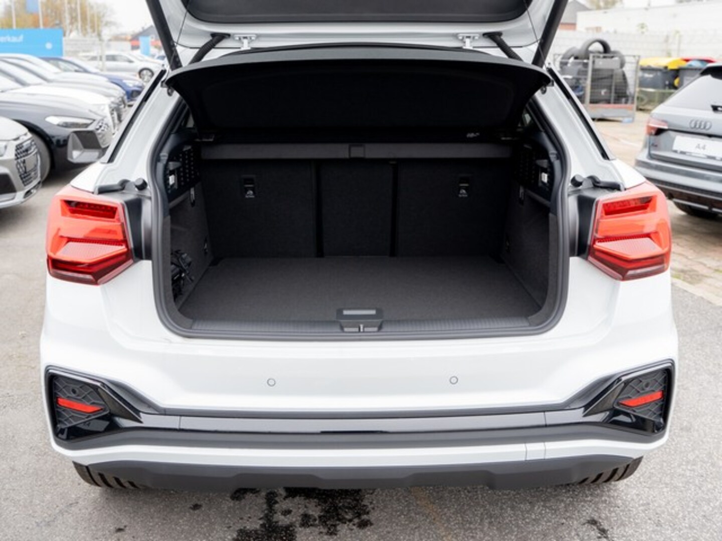 Bild über Audi Q2 S line 35 TFSI S tronic - für weitere Informationen kontaktieren Sie den Audi Partner