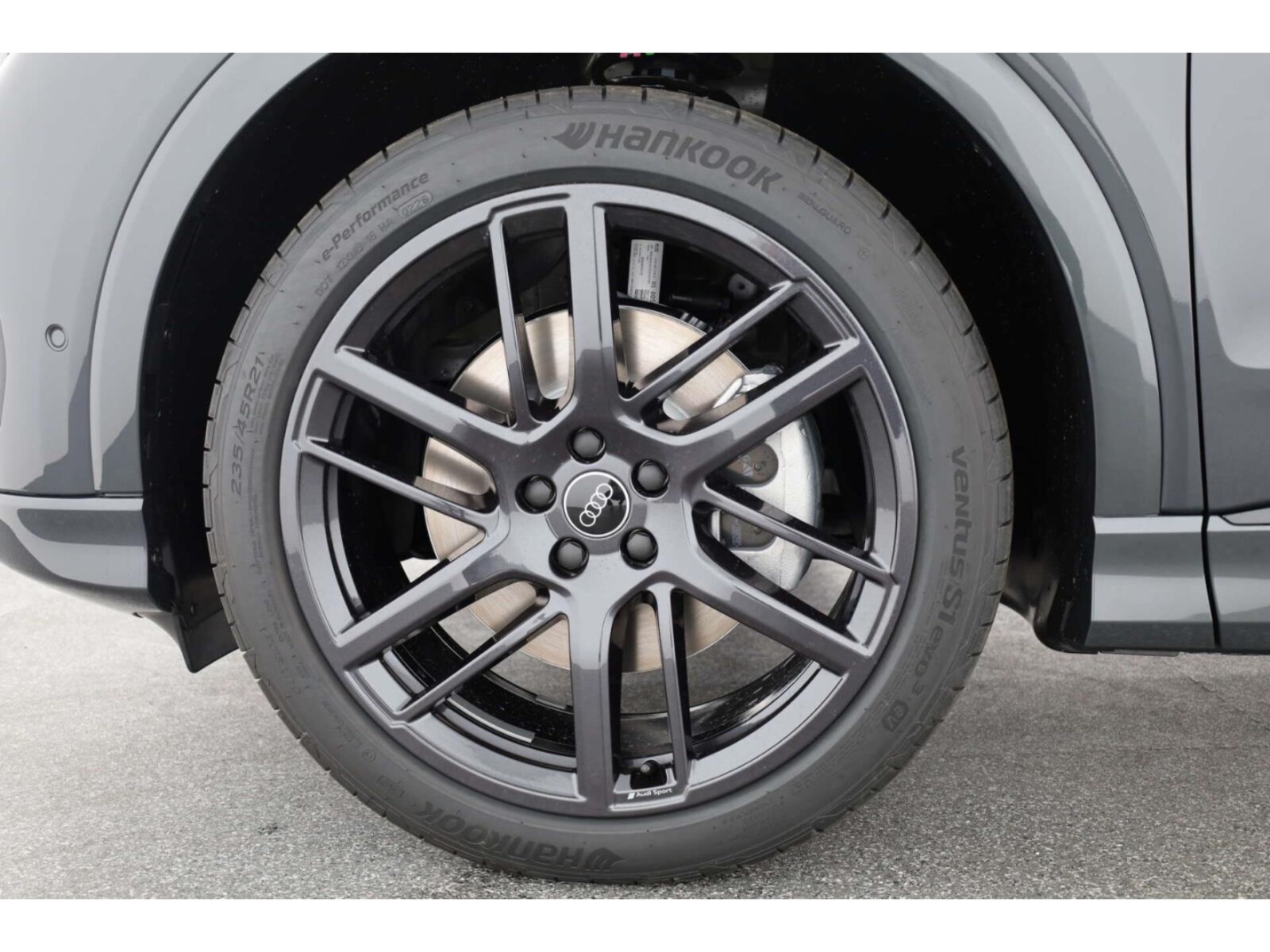 Audi Q4 Sportback e-tron – Bild 14