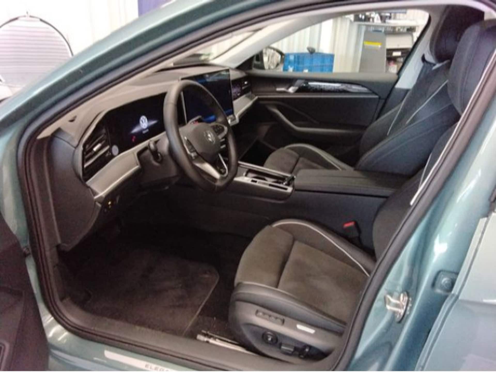 Volkswagen Passat Elegance