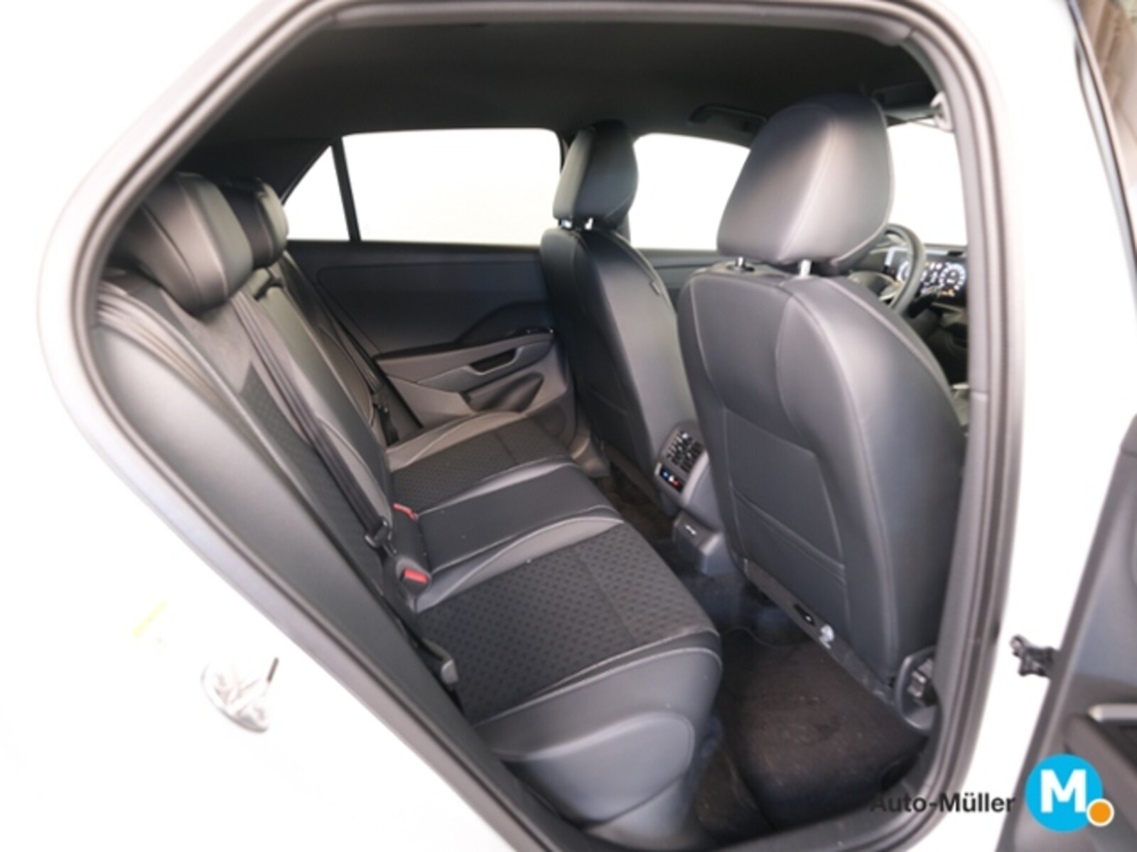 Volkswagen T-Roc – Bild 13